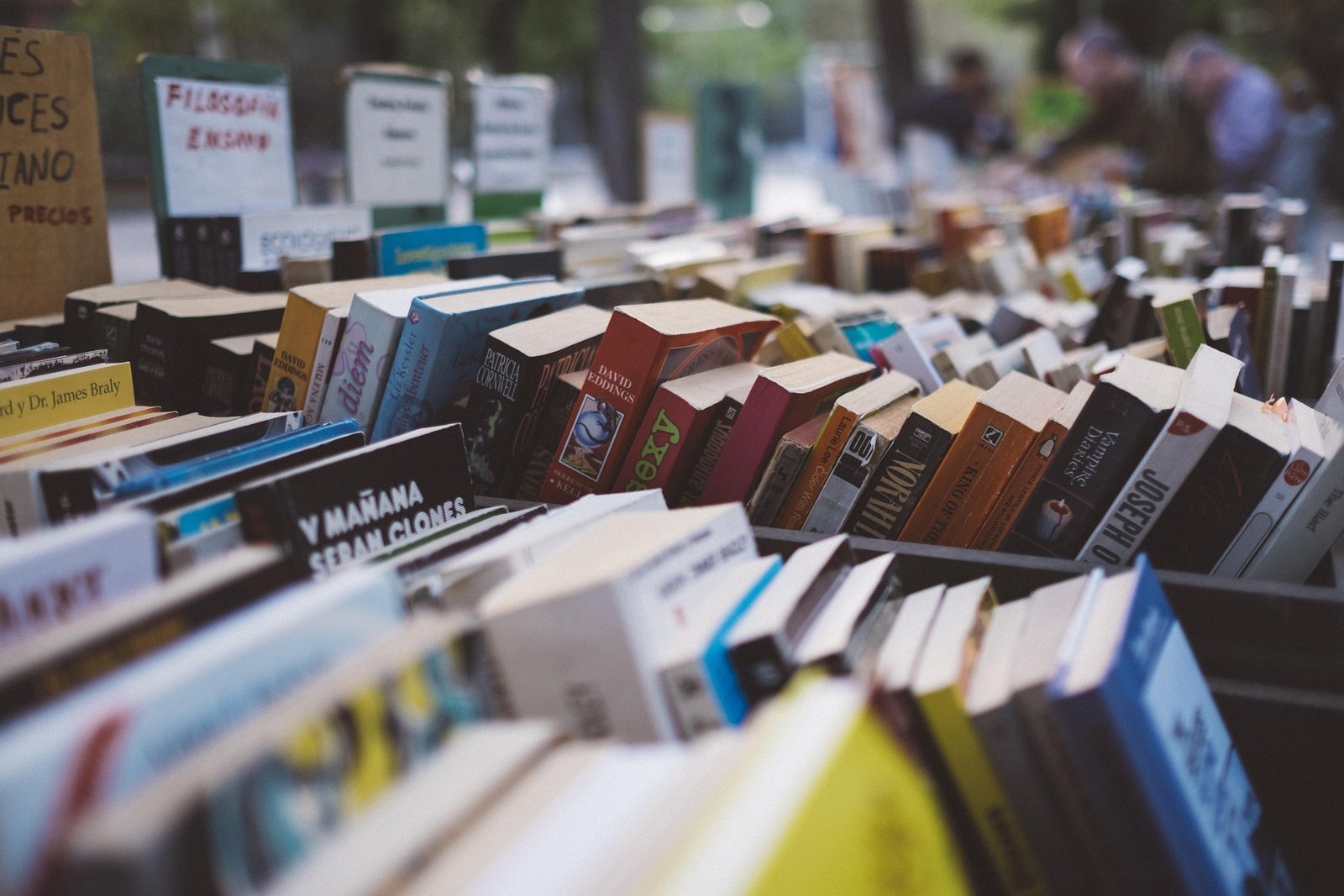 pexels books 1842261 1920